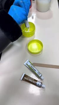 متوفرة بصيدلية الوتد  توصيل مجاني ٠٧٧٧٩٦٢١٠١١