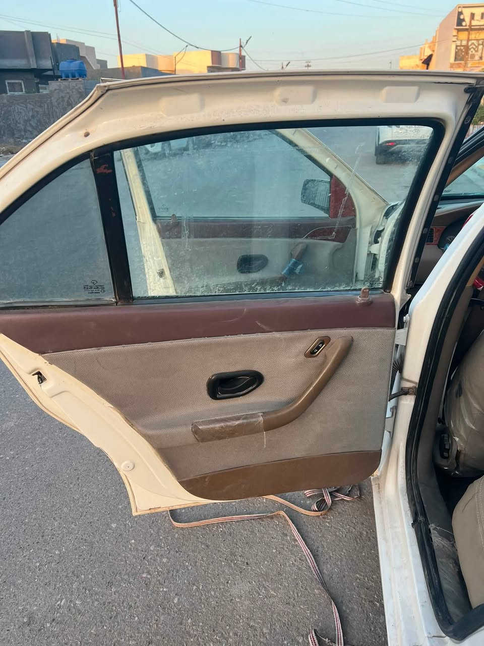 سمند ٢٠١٢ رقم بغداد باسمي تحويل مباشر سابقا مكفوله من الصبغ والضرر مكينه جديده كير جديد غرفه جديده تبريد شغال للبيع ٢١ ورقه وبيها مجال قليل مكان السياره واسط الصويره ***********
