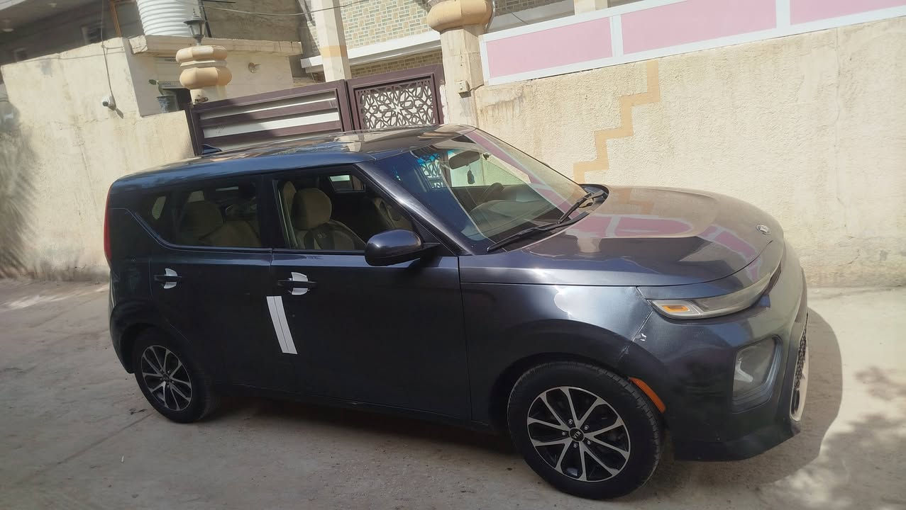 السلام عليكم كيا سول 2020 للبيع ماشي 97 سياره بيه قطعتين 
وقطعه كلير مكاني بابل رقم شمالي مكينه ٢٠٠٠ دوش سياره مكينه كير حداديه تبريد تخم تاير كله جاهز سياره حلوه  سعر سياره 111 وبيه مجال استفسار اكثر اتصال على رقم 
***********
