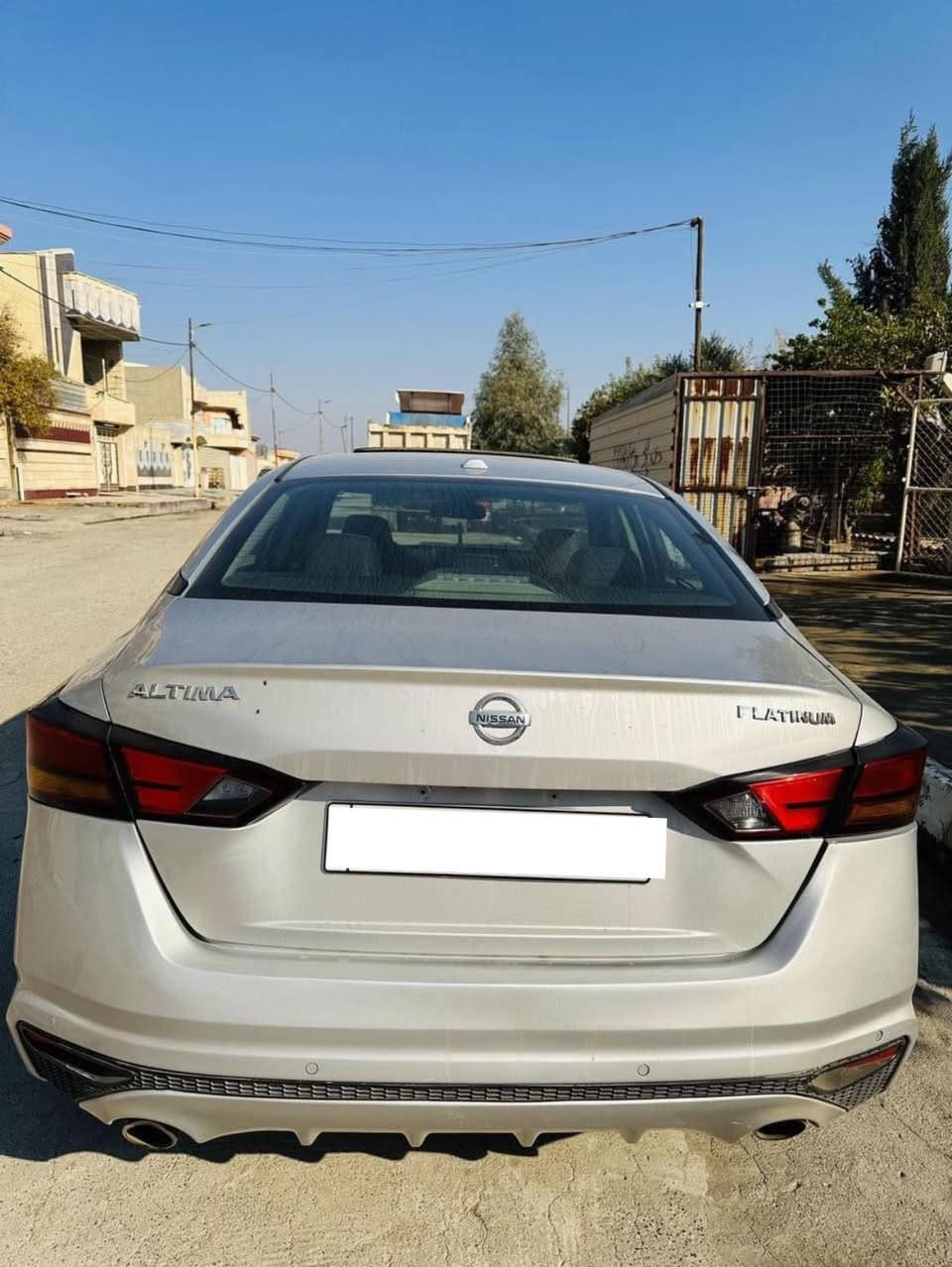 السلامُ عليكم،
نيسان ‏ألتيما {"Platinum"} فول مواصفات 1/1
-موديل : 2020 اللون رصاصي سلڤر.
-حادثها : خلفي خفيف صندوق فقط وشبر جاملغ خلفي تعديل.
…بدون إيرباك… كبس شركة من گدام.
_ماشي  143.
——المواصفات ::
-فتحة سقف.
-هندبريك بصمه.
-اوتو هولد.
-بصمه تشغل + ابواب وصندوك.
-تشغيل عن بعد.
-فول تحكم ستيرن.
-نظام قياده.
-كشنات جلد.
-كشنات هيتر + كشنات كهرباء.
-ستيرن هيتر.
-شاشه كبيره.
- كامره دواره .. 360 درجة.
-شاشه كبيرة للسائق.
-رادار + نقط العمياء جانبي.
-رادار تنبيه الخطوط البيضاء عنده الانحدار وتوقف ذاتي.
-رادار خلفي توقف ذاتي.
-حساس خلفي.
-اشاير بالمري.
-مري قلاب.
- نظام تعتيم مري داخلي.
- ‏حاجب Led + زينون عالي ناصي.
- توقف اجباري مانع تصادم.
——السعر :167 ورقة مجال قليل جداً.
الموقع : زاخو 

للتواصل : ***********
