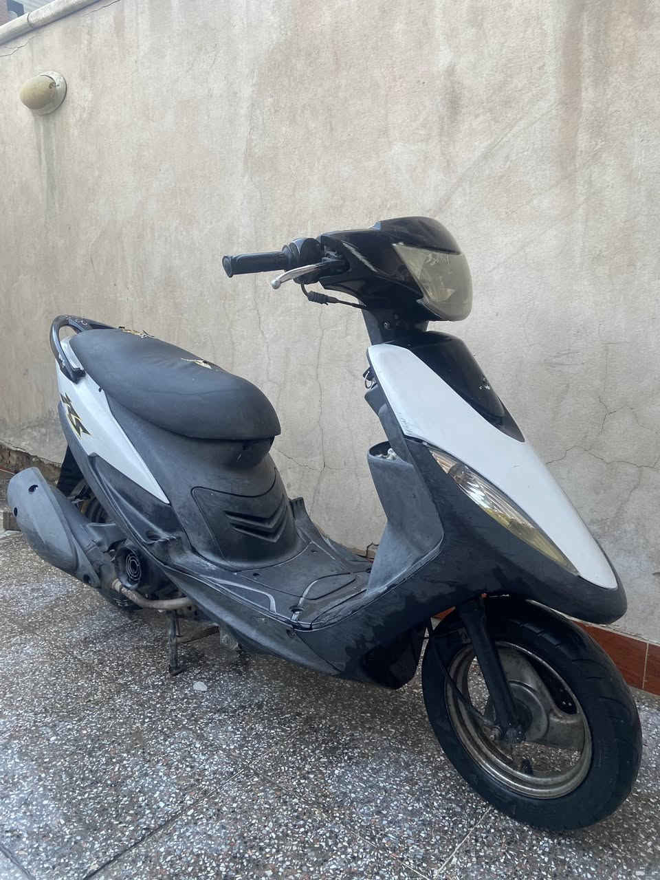 ماكس عدله
ختم واحد - بلاديه
ملحة دراجة مانقصهة شي 
مكاني بغداد الشعب شارع صحه 
سعرهة 700 وبيهة مجال 
***********
