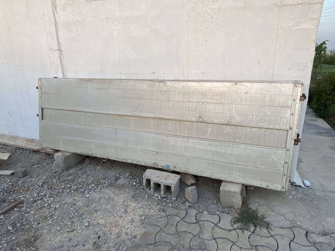 تاقم سه‌فحه‌ بۆ فرۆشتن به‌رزی یه‌ك مه‌تر
***********
***********
