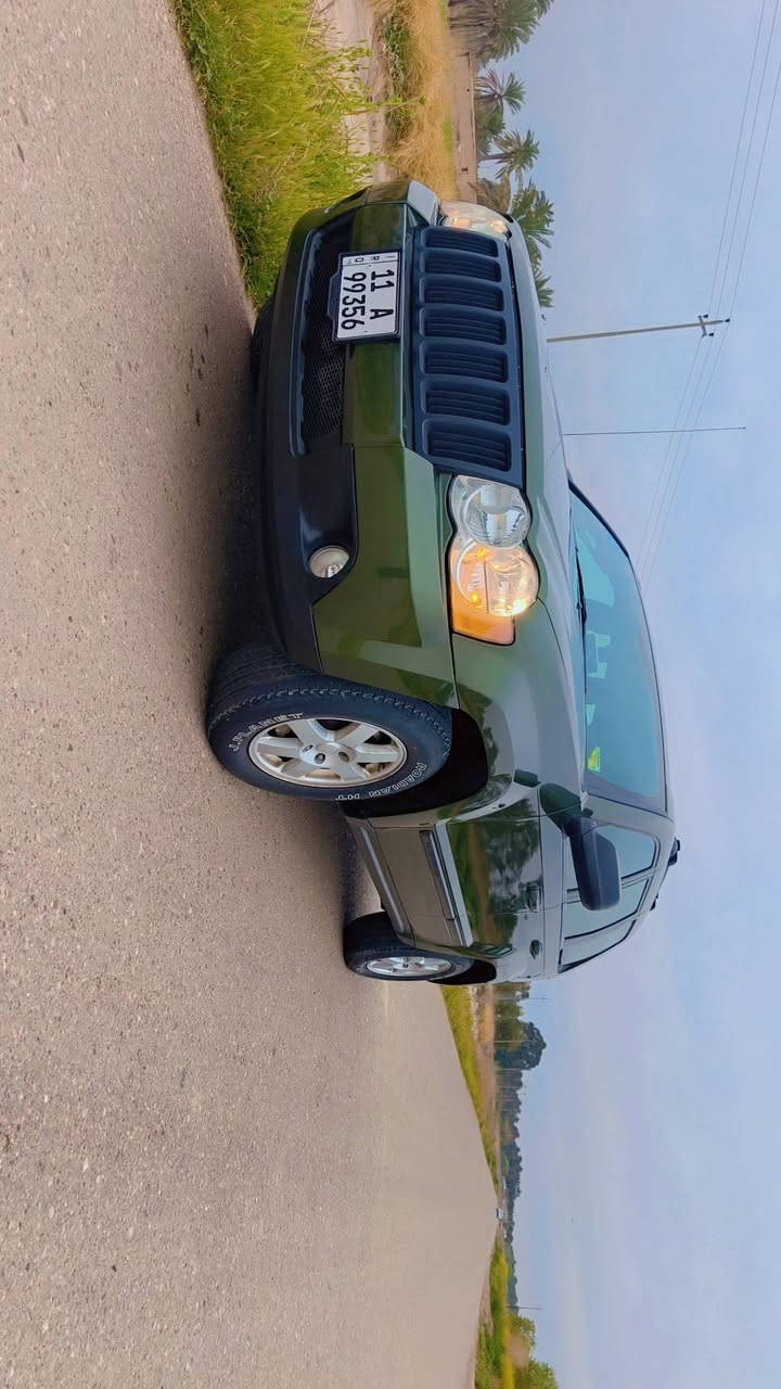 السلام عليكم ورحمه الله وبركاته
جيب لاريدو موديل 2009
السيارة جديدة ومصبوغة حزام لون مميز 
السيارة جاهزة من الدعامية للدعامية 
بيعة تبديل جامرلغ  
فووووول مواصفات 
فتحة 
بصمة 
تحكم ستيرن
كاميرا دوارة
دواسة البنزين و البريك كهرباء 
كير مكينة تبريد كهربائيات صدر 
راديترات جديدة 
السيارة عليه إدامة بالكامل و جاهزة 
السعر 92 و بيه. مجال 
*********** مكاني بغداد الشعب 
رقم بغداد انكليزي بأسمي 
هزة و سنوية جديدة
