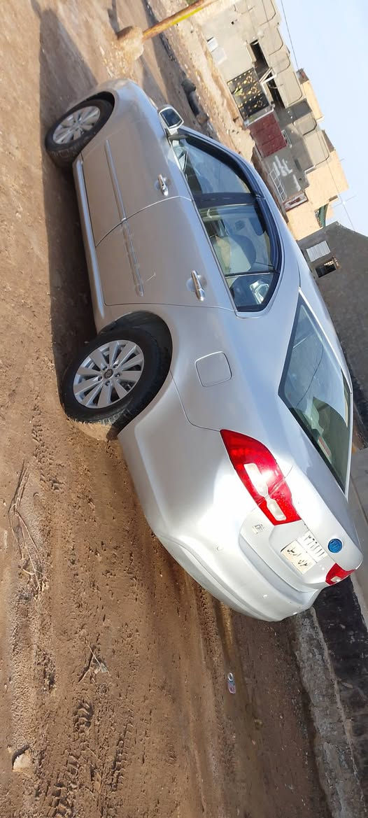 السلام عليكم للبيع كيه اوبتيمه لوتز موديل 2009 جاهزه من كلشي محرك كير حداديه تبريد تدفئ خير من الله بيها ظربه اب الجاملغ الخلفي ومصبوغه عام (السعر 78وبيه مجال للشراي)مكاني ديوانيه ***********
