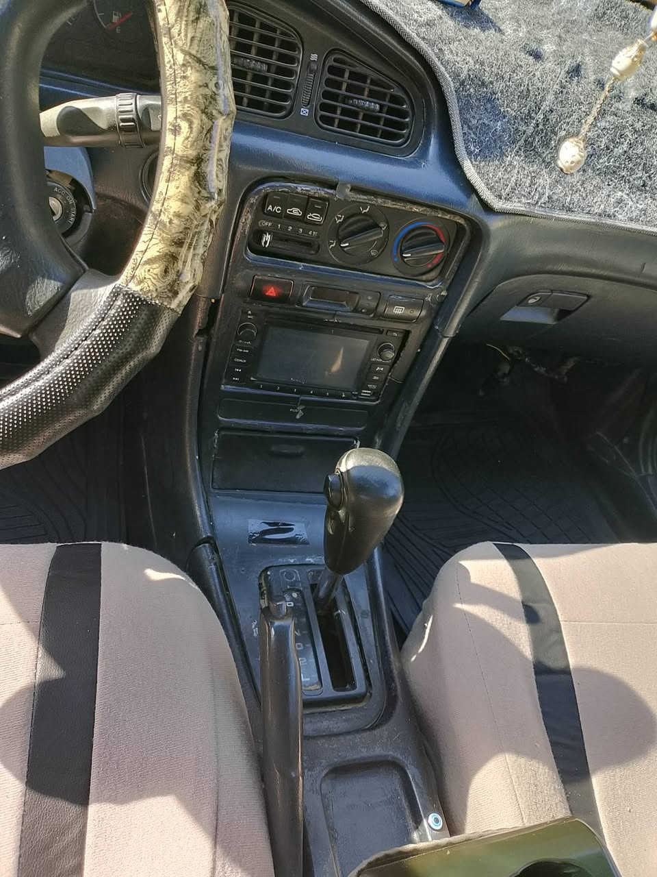 سوناتة موديل 95 رقم بغداد انكليزي بسمي تبريد مابيها بيها خيط تبخير مكاني ديالى السعر 38 وبيها مجال ***********
