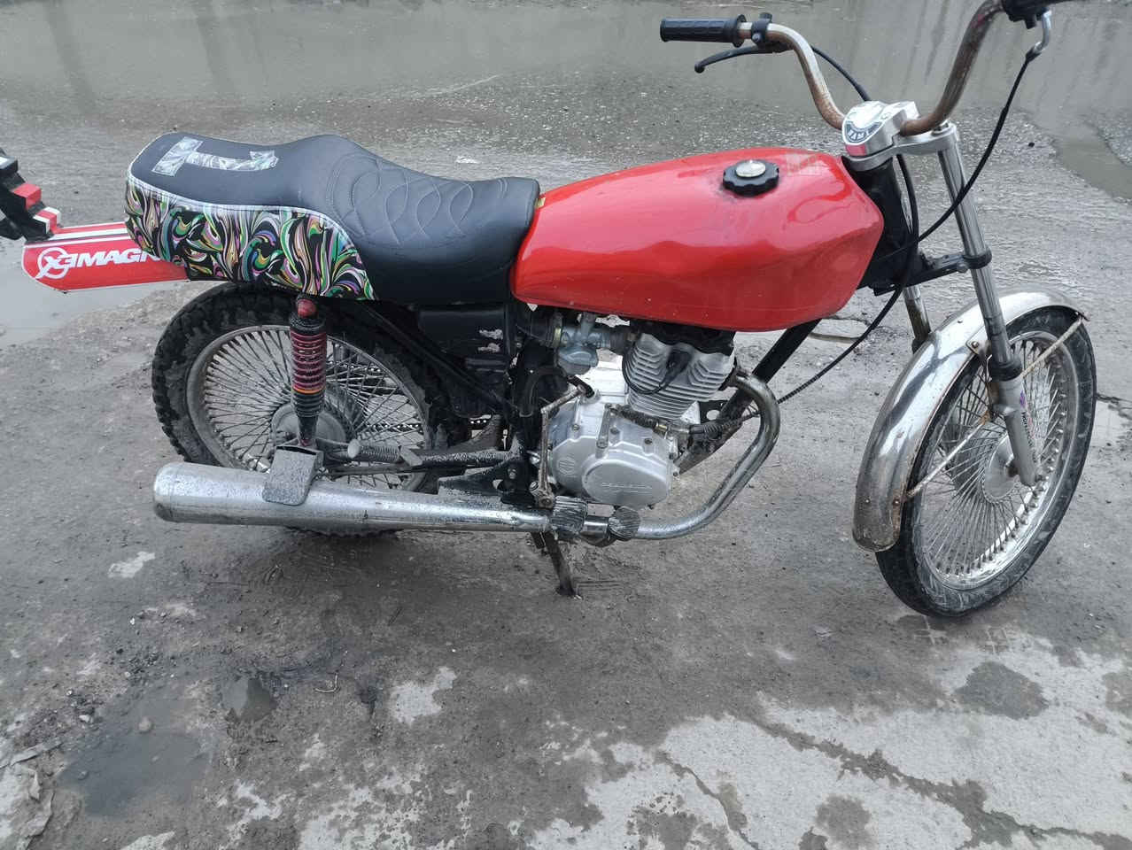 سلام عليكم دراجه للبيع شعله معدل بس بدايه صرف مكان ايسر
سعر 300


**إذا كنت صاحب هذا الإعلان وتريد حذفه لأي سبب، رجاءا أرسل رسالة إلى الدعم الفني**