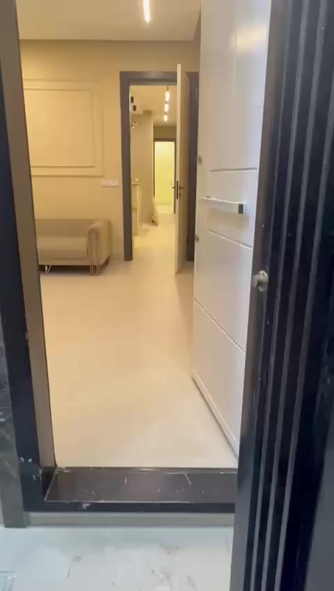 دار للبيع 75م فول 1/1 في منطقة الدولعي 3نوم وصالة ومطبخ وخدمات درجة اولى
***********
