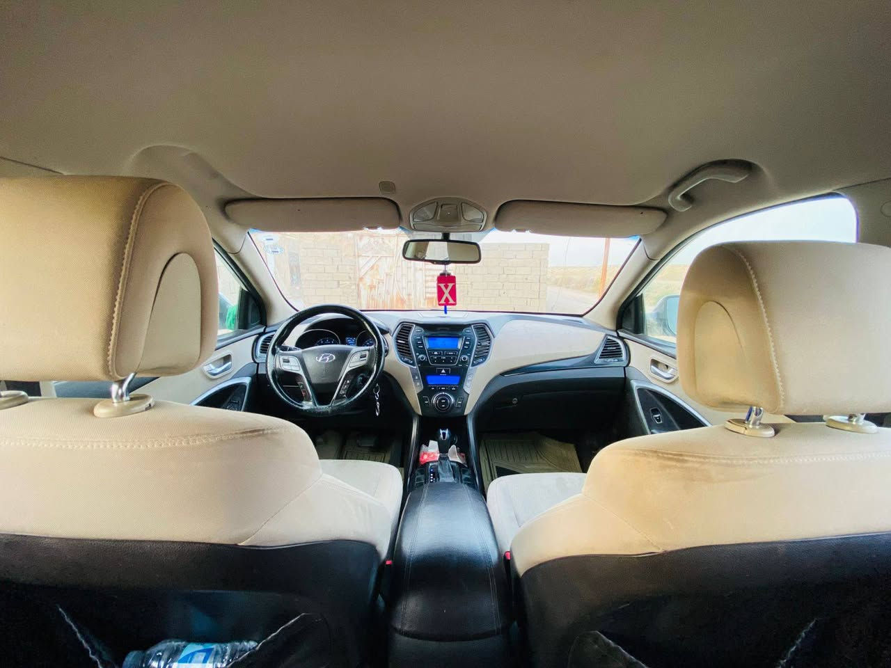 السلام عليكم 
سنتافي موديل ٢٠١٣ خليجي
محرك اربعة سلندر ٢٤٠٠ 
نص مواصفات ٧ راكب ٣ قطع تبريد
مكينة گير حدادية خير من الله 
تخم تاير جديد استوني شادة
مري شفط
السيارة حلوة واحلى من الصور
ماشية ١٢٥ الف
سنوية جديد لل ٢٠٣٠
السيارة بااسم كردي وعندي وكالة جديدة واني احول
مكان السيارة الديوانية 
للاستفسار الاتصال على الرقم 
السعر المطلوب ١٥٥ ورقة وبيهه مجال
***********
