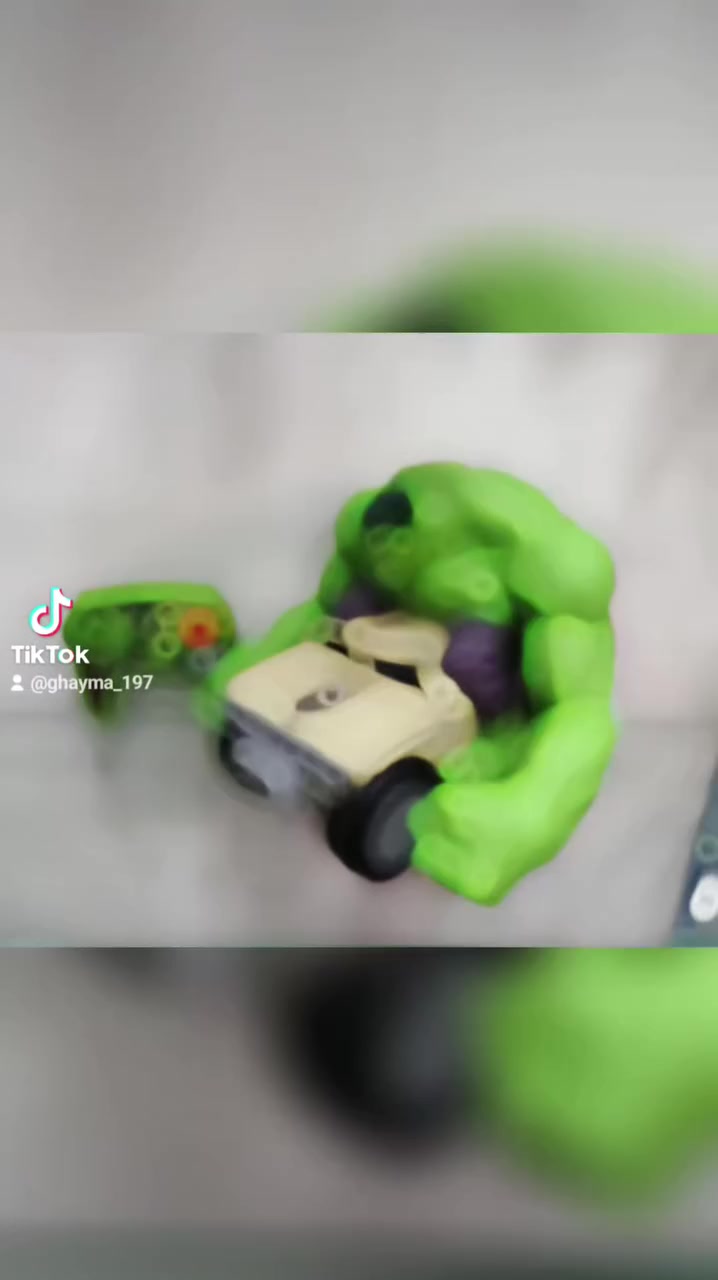 سلام عليكم عندي هاي السيارة وزنها ثقيل وتشتغل جديده باله مو تجاري الي يريدها يراسلني


**إذا كنت صاحب هذا الإعلان وتريد حذفه لأي سبب، رجاءا أرسل رسالة إلى الدعم الفني**