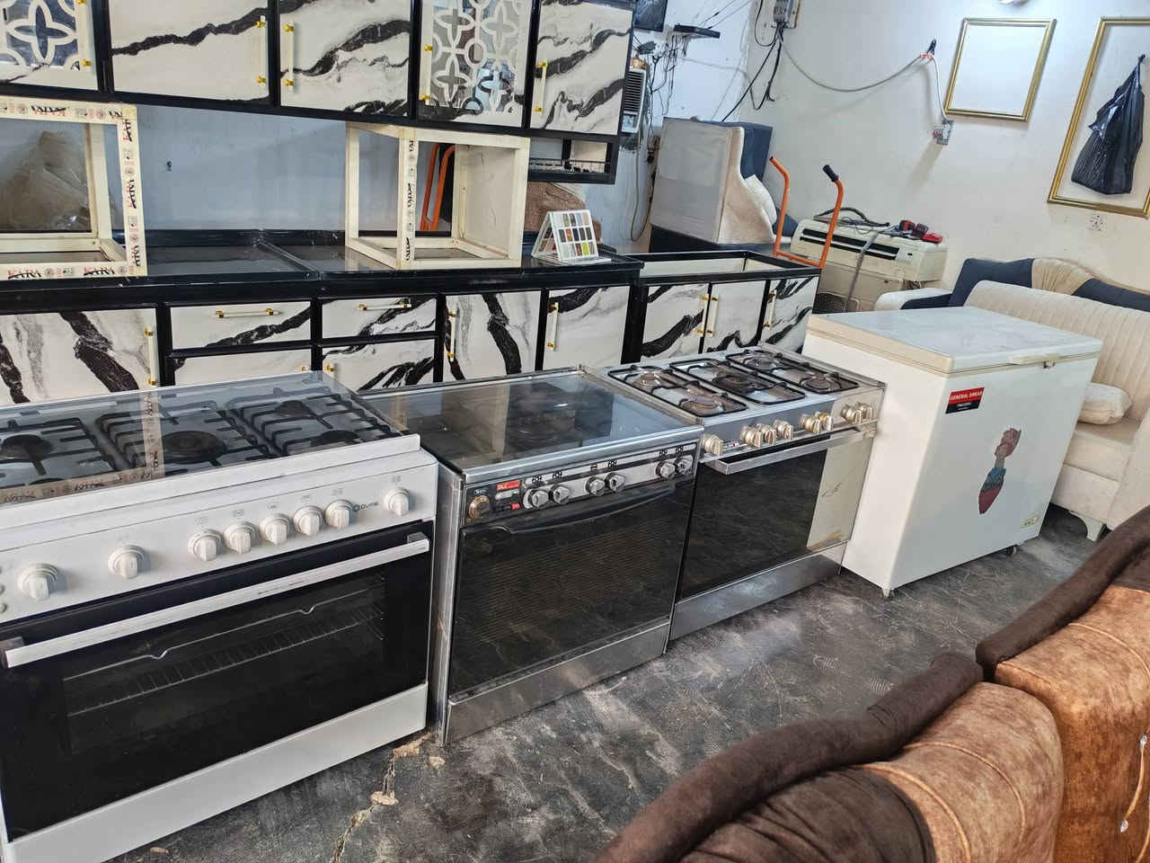 على بركة لله 
وصلت بضاعه مستعملة
عنواني بغداد التاجي قرب منشأة نصر طريق زملة حمدي
رقمي للتواصل
***********
***********
