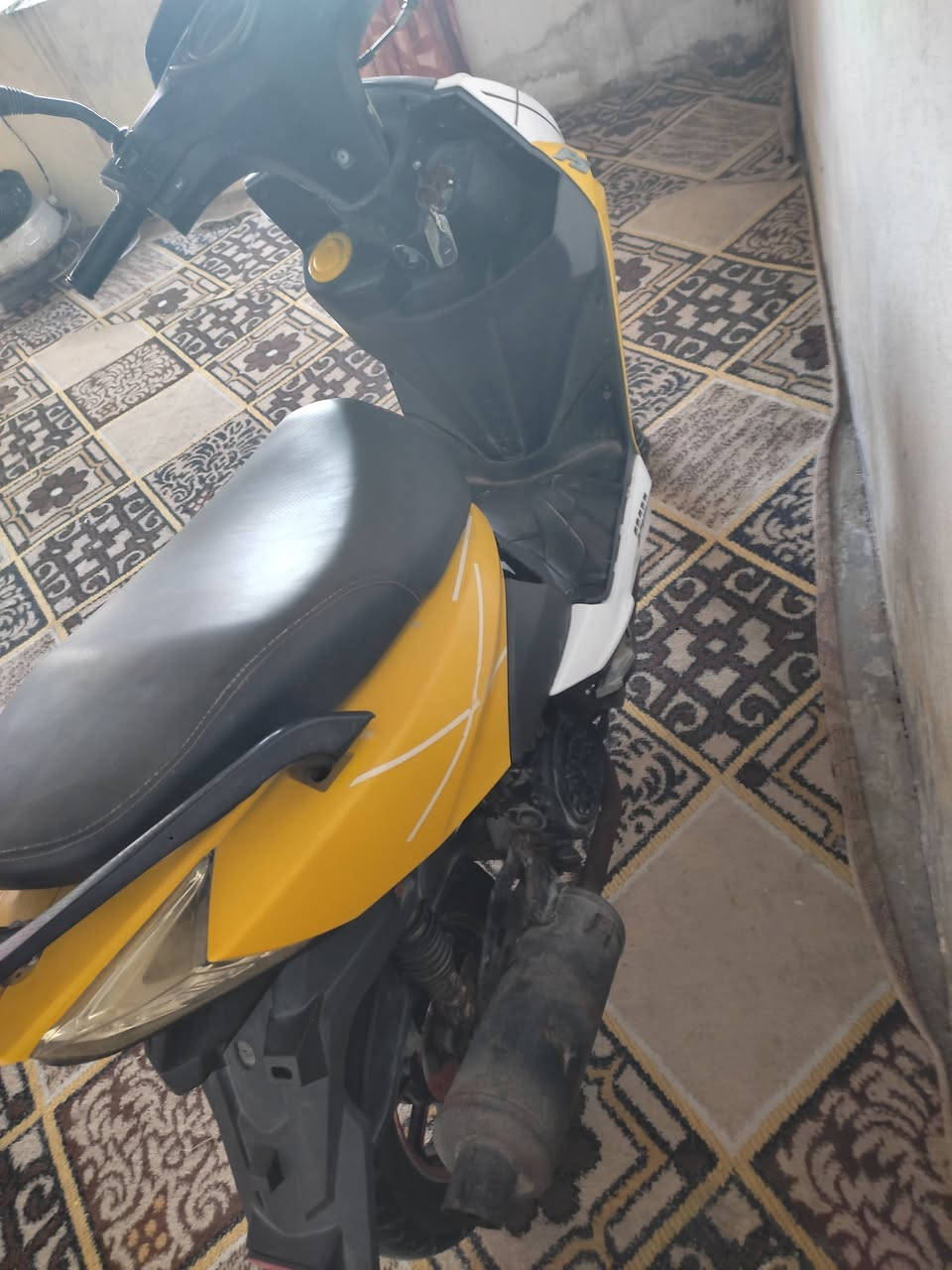السلام عليكم دراجه اف اس موديل 2023 حلوه نظيفه دراجه مفتوحه 
عاوزها بس باتري ماكينه ناعمه حلوه ونظيفه مكاني قضاء المدينه منطقه الخاص سعر 350 بيها مجال قليل 
***********
