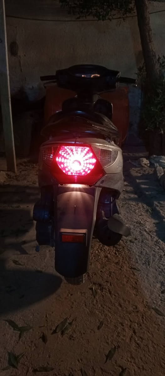 سلام عليكم 
للبيع كامكوv2 مكينة ناعمة
كهربائياتها وگيجاتها كلها شغالة، السعر 550وبيها مجال
مكاني الغراف ***********
