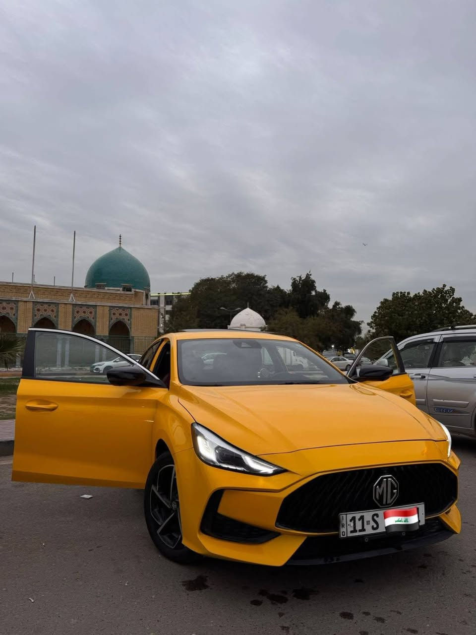 سيارة MG GT خليجي موديل 2023
استلام شركة خصوصي وفوول مواصفات
 
محرك 1500 تيربـــــو
 بصمة دخول وتشغيل
فتحة سقف
تبريد قطعتين
كشنات جلد
 مثبت سرعة 
كشن سايق كهرباء
 مري شفط
 هاندبريك بصمة
 اوتو هولد 
العدادات شاشة
 كامرات محيطية 360 درجة
 شاشة اعطال
 حساس اطارات
 دخول ذكي
 رادار امامي
 حساسات خلفية
 تحذير خروج من المسار
  مانع انزلاق
 نظام تحكم بالمنحدرات
 كاميرا اصطفاف جانبية
 شاشة كبيرة
 اضاءة لد نهاري 
لايت دوار عدسة متحركة
داخل جلد 3 الوان كشنات وابواب

 محرك كير كهربائيات تبريد كلها بالضمان
 اعلى فئة بالجيتي 
بيها طخة جاملغ وبنيد ومبدلات بدون دواخل  
ايرباك دشبول ودركة 

رقم بغداد الجديد خصوصي مو تكسي
ام الضمان مو وارد الصين
بأسمي تحويل مباشر ***********
