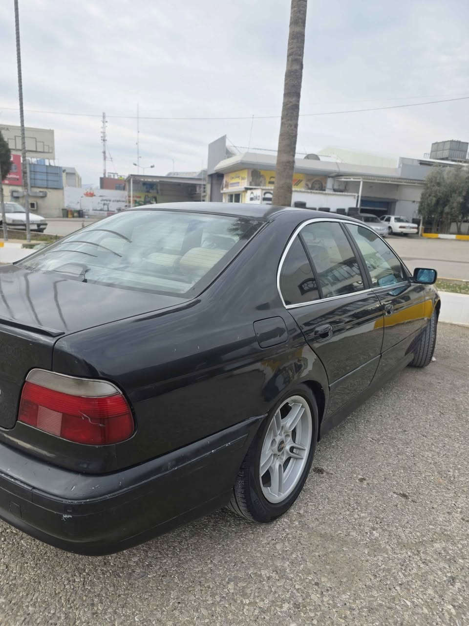 2000 سەقەر BME523 دەبڵ گێڕ سوکان ڤۆلیۆم چوار جام کارەبا   
ئاوێنە کارەبا ناو فۆڕمیکا تەبرید لەسەر سویچ مەنەفێستی ئەسڵی  لەگەڵە 49 گەڵاو معامەلە 
*********** 
*********** السليمانية, العراق
