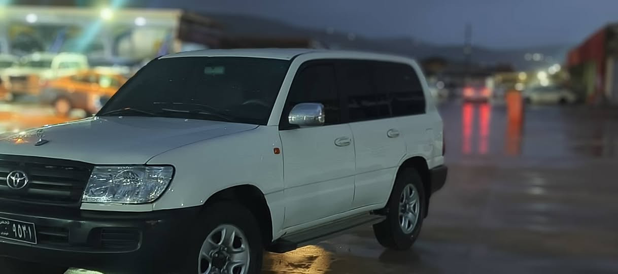 مۆنیکا ٢٠٠٤ شوڕتەی
تۆماتیک ئیسرات خاس 
فول عادی
داشبڵ بەرز 
شاشە ئایپاد
ساغە وەرگەڕاو نیە 
سەیارەکە جایزە
بەشەرتی ئەوەی ماڵی کەس نەبی و کیشەی یاسای نەبی
سەیارەکە لە سلیمانیە
نرخی (٧٧)گەڵاو معامەلەیەکی برایانە 
(ژمارەی موبایل (***********
