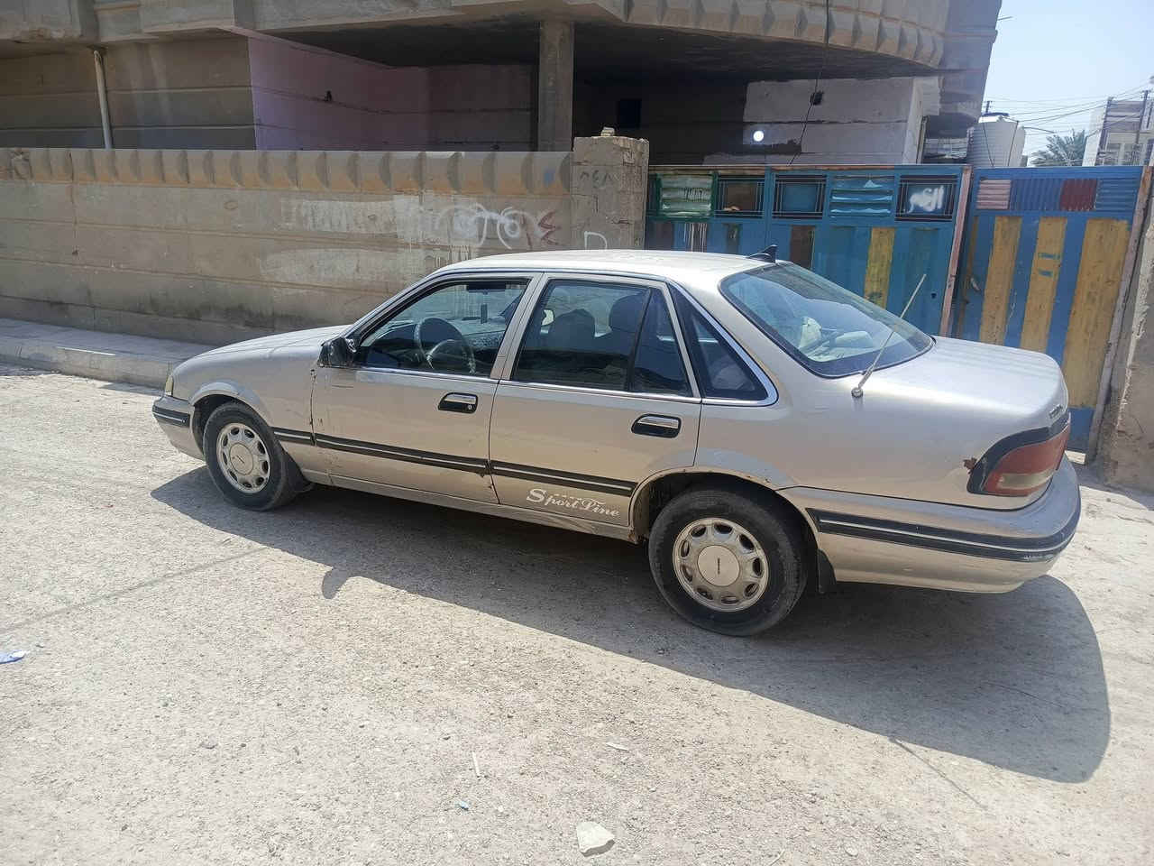 سلام عليكم برنس 95رقم بغداد بدون صبغ وضربه. قويه محرك بي صوت يطقات والكير بس اصبح ايئخر بل بك. مكان فلوجه. *********** السعر 30
