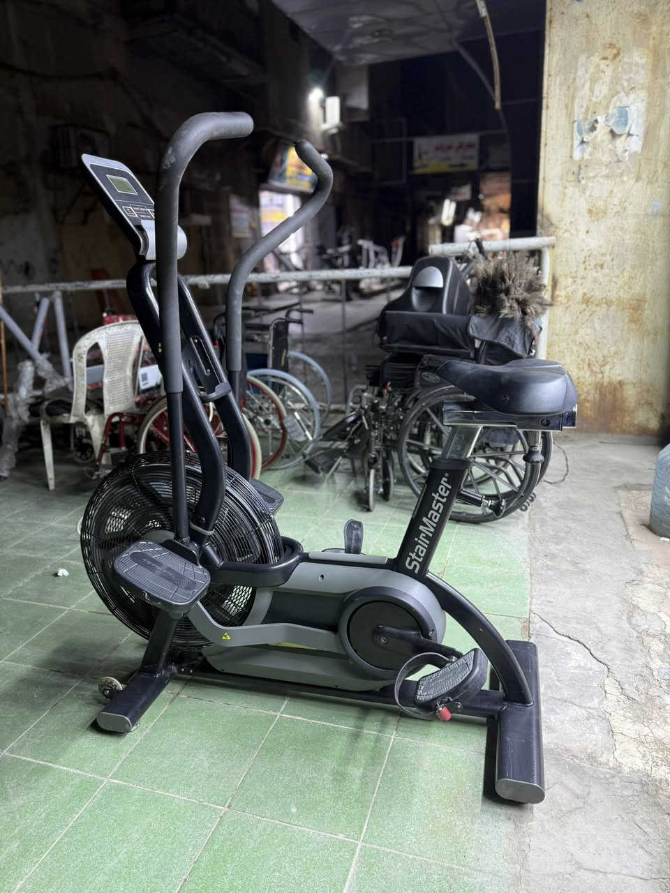 دراجه هوائي من ستاير ماستر امريكي 
السعر ٣٠٠$


**إذا كنت صاحب هذا الإعلان وتريد حذفه لأي سبب، رجاءا أرسل رسالة إلى الدعم الفني**