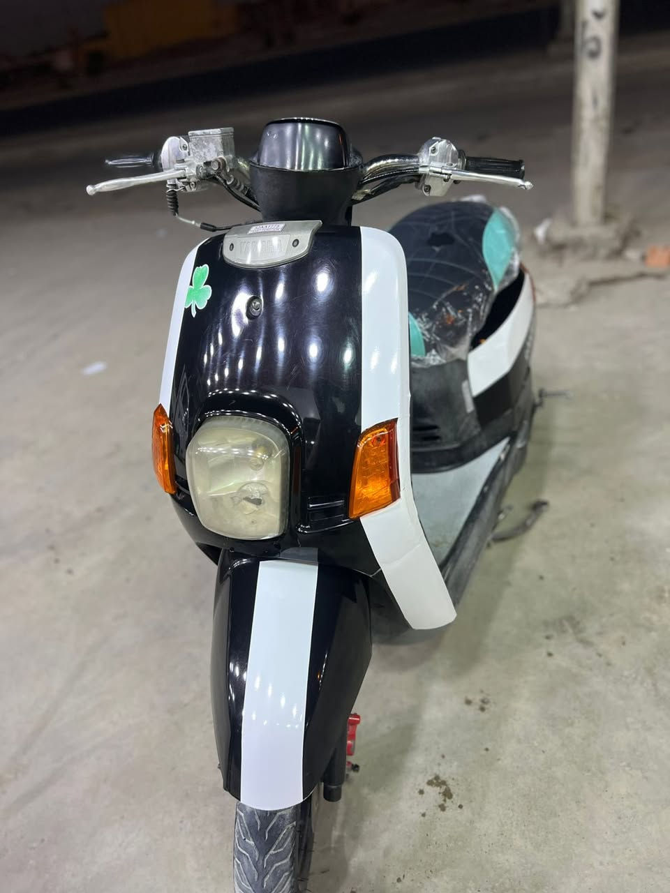 سلام عليكم دراجة للبيع ماكس بوليس كلة بلادي سعر خاص *********** بكان دراجة ديالى حي معليمن
