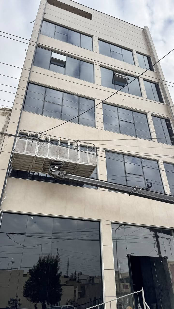 تنفيذ اعمال واجهات بورسلين افرونتك كوته زجاج دبل زجاج كاسيت كيرتن ول  المنيوم العازل ولزجاج المقسى 10ملم الواجهات ولمحلات عمل قواطع ألمنيوم g60
 (ابواب شبابيك واجهات زجاجيه قواطع زجاجيه وشاورات)✅عمل بدقه عاليه وأداء راقي ..👌🏻
محجر زجاجي 🪜بنظام زجاج جانبي 10ملم مقسى مع ضمان لمده عشر سنوات 💯
عملنا يشمل كافة محافظات العراق وبدقه عاليه ومهاره ذات جوده راقيه💬
وبسعار مناسبه جداً 
ويكون تسليم العمل باسرع وقت 🕰
للاتصال والتواصل على الارقام  راسل الصفحه او اتصل 
على الارقام ☎️***********
