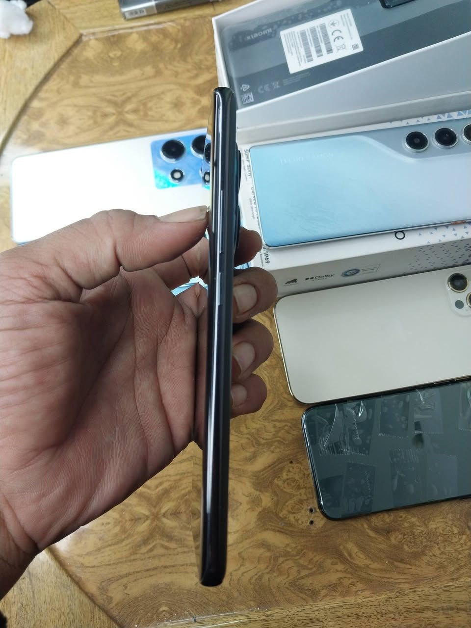 ريدمي نوت ١٤ برو مكفول
اخو الجديد شخط ما بي نضافه ١٠٠ من ١٠٠
ذاكرة ٥١٢ بطاريه ٥٢٠٠ جهاز لك يخبل 
سعر ٣٢٥ قفل مكان بغداد الأمين


**إذا كنت صاحب هذا الإعلان وتريد حذفه لأي سبب، رجاءا أرسل رسالة إلى الدعم الفني**