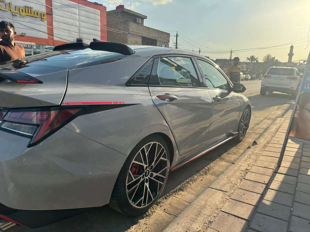 السلام عليكم 
موديل2022
النترا N
وراد كندي 🇨🇦 
حادث جاملغ او باب الصور يمك  مال حادث 
السيارة ماشية 39 مايل بعدهه على وضع الشركة 
محرك تيربو 2000 
الكير DCT/8نمر اوتو 
السيارة فول بعد معروفه N
صدرهه خير من الله تخم تاير جديد 
السيارة الياخذهه بل عافيه عليه 
المكان بغداد الامين 
رقم ***********
السعر 150 مجال حك الجية العقبة, محافظة العقبة
