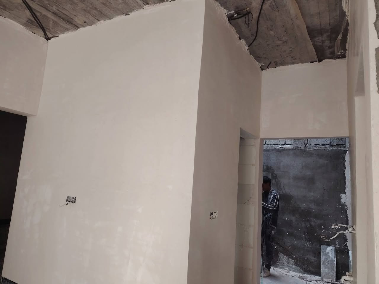 شقل جص درجه اوله   والبخ طرگ مالج 2250 يعني الفين وربع والرزق عله الله وهاذه رقمي ***********جص وسمنت ملاحضه المصاطر3500المتر
