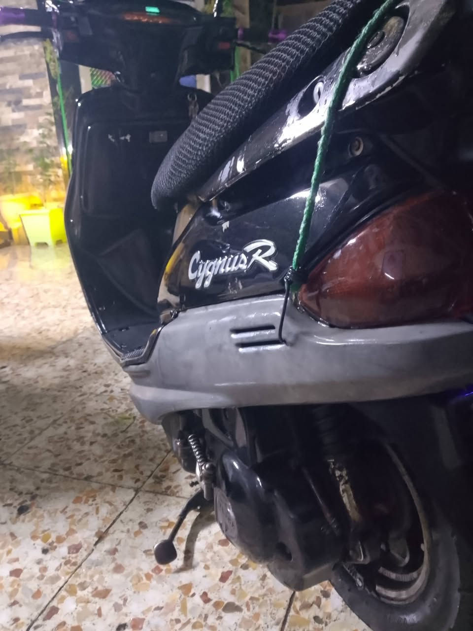 السلام عليكم دراجه فراشه للبيع سعر 650 وبيها مجال عنوان بغداد الشعب نهايه حي اور
***********
