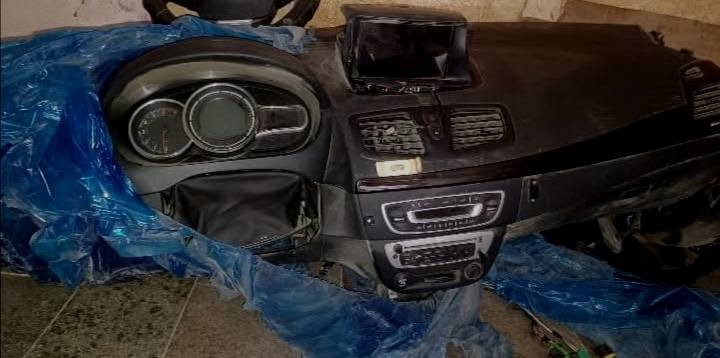 يتوفر ادوات رينو فلونس حاويه من كص الاستفسار واتساب ***********
