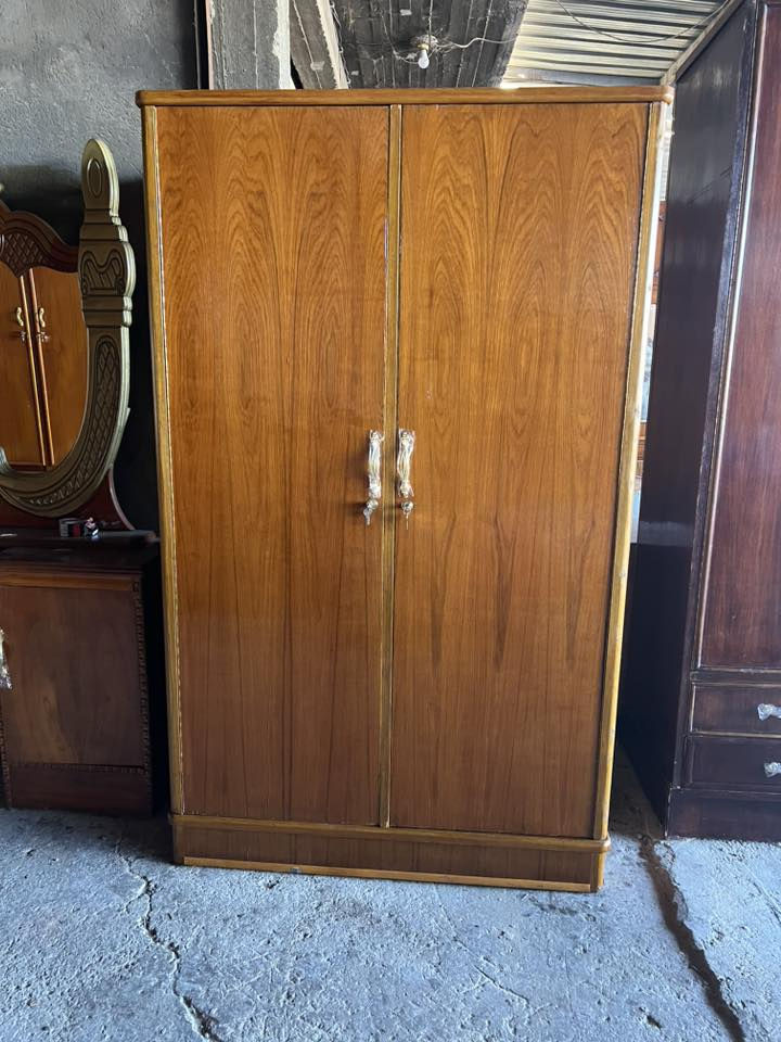 كنتور خمس ابواب صاج داخل وخارج 
كنتور اربع ابواب صاج داخل وخارجً
كنتور ثلاث ابواب صاج داخل وخارج عدد2
كنتور بابين صاج داخل وخارج عدد 3
بوفيه صاج داخل وخاوج مترين ونص للبيع 
المكان بابل قضاء المحاويل مقابل معسكر المحاويل البوابة الشمالية بتجاه بغداد 
يوجد لدينا خدمة توصيل 
للاستفسار الاتصال على الرقم التالي *********** او التواصل عبر الواتساب برقم الاسيا
