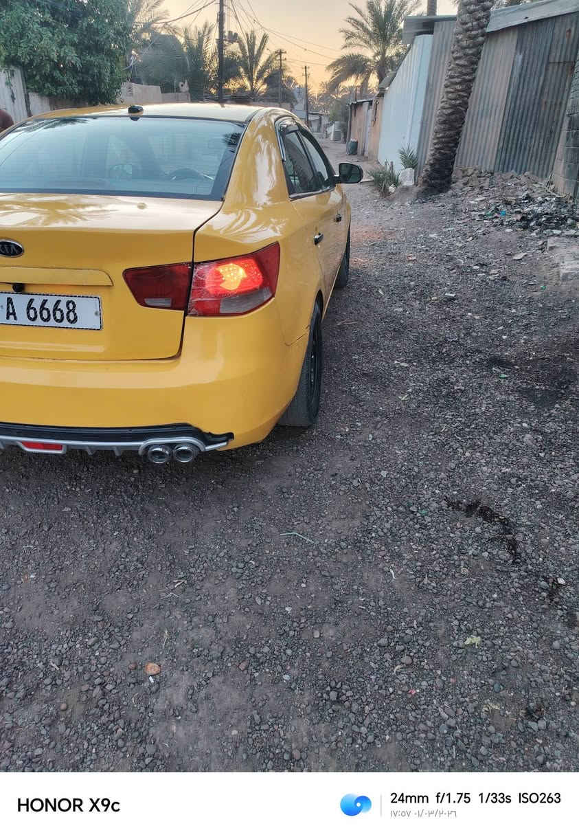 السلام عليكم سياره فورد 2012 مكينه 2000 ضرر بسيط بالشنطه السعر ماله 78 وبيها مجال رقم ***********
