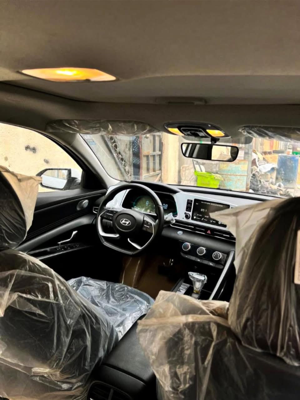 للبيع النترا 2024 رقم الشمالي سليمانيه صاحبها يسكن بغداد اللي باسماء عربي في البنوك سياره خليجي تجمع  تحويل او وكاله ثانيوم سياره جديده بمعنى الكلام واحلى من الصوره فول مواصفات واحد على واحد مكفوله كفاله  عمامه ما عدا جهه العبري الباب الخلفي برشه صبغه اثر شخوط فقط السعر مستعجل 128وبيه مجال  فقط التواصل***********//‭0788 230 7470‬
