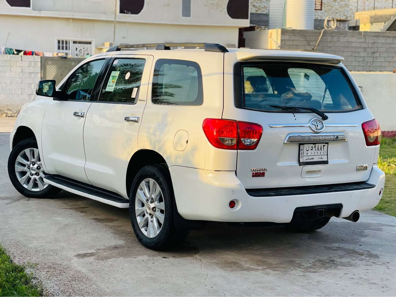 لسلام عليكم
           تيوتا سيكويا  بلاتينيوم 
بسمي مشروع وطني 
موصفاتههً معروفه
داخل بيجي 
.الموديل:2009
.المواصفات(platnum) 1/1
ماشيه 200 الف
.سلايد روف
كشناتً جلد
.زراكات 
.كامره
.تحكم ستيرن جهتين
.ستيرن كهرباء
.مري شفط
.كشنات جلد +تدفئه تبريد
.بردات جانبيه بلاديه
.شاشه ايباد
.V8(5700)
.بعد بيها هوايه مواصفات 
سياره جديده بمعنه الكلمه 
بيها صبغ جاملق وربع باب الخلفي فقط 
.السعر 168 
مكان السياره بغداد 
لاستفسار 
*********** بغداد, العراق
