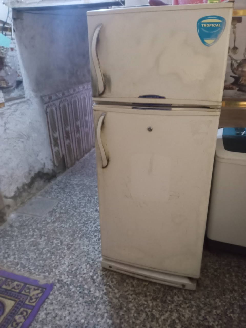 السلام عليكم ثلاجه للبيع حجم كبير نضيفه تشتغل وكلشي مابيه ب 100الف وبيه مجال مكاني بغداد الحسينيه الراشديه متواجد خاص تحياتي لجميع


**إذا كنت صاحب هذا الإعلان وتريد حذفه لأي سبب، رجاءا أرسل رسالة إلى الدعم الفني**