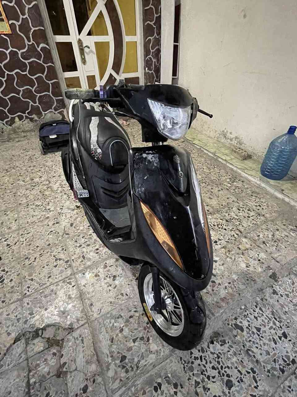 ماكس عدله للبيع كفر اصلي بلاديه 49 سلف وهندر باي وقت 
بيها تزويد زوج كلجات رياضي ويل كب وتايرات جلاتين سيت كامل قبق فلاوين وديل خلفي وكشن رياضي وقبق مال رقم الشاصي اشاير مال اربعه صرنصه بلاديه واقيه ملحه مكاني بغداد حي اور السعر 550 وبيها مجال رقمي ***********
