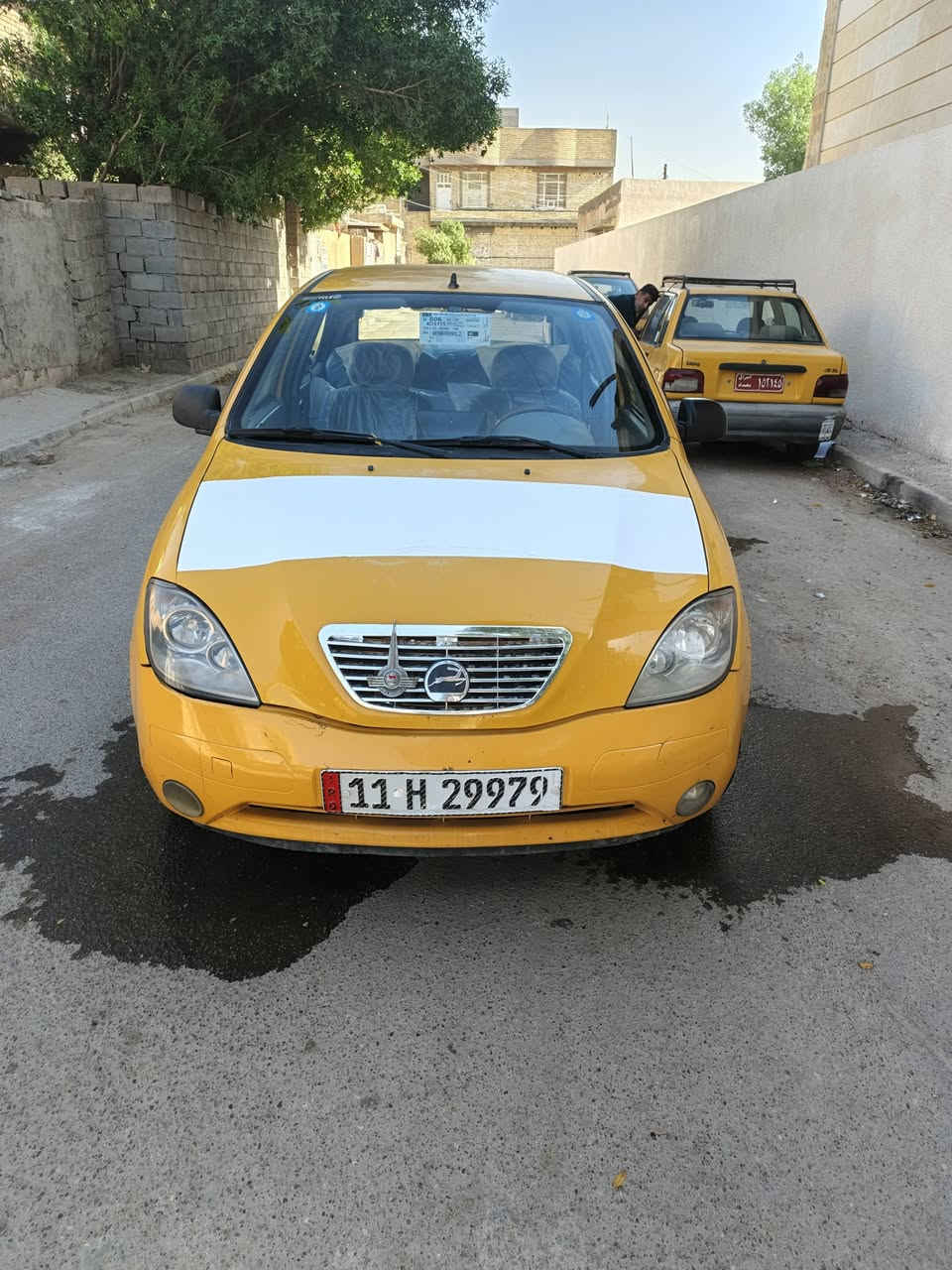 سلام عليكم عندي سيارة البيع طيبة موديل 2017 رقم بغداد تحويل مباشر مكفول كفاله عامه تبريد شغال تخم تاير حداديه جديدة عنوان بغداد ولشراي يتصل عى رقم ***********
