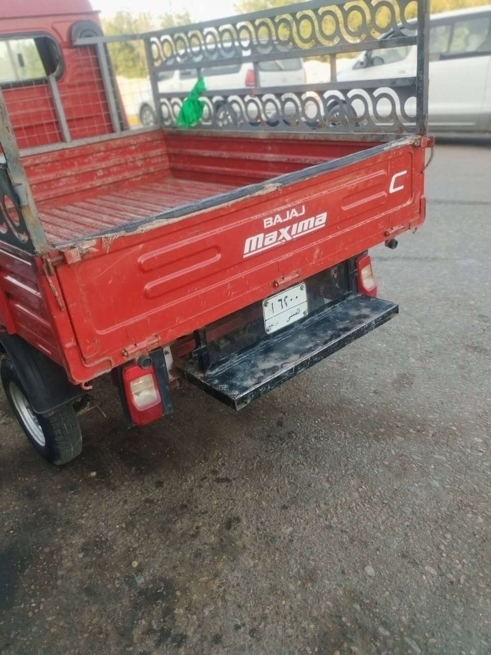 السلام عليكم تكتك بدي موديل تسعطعش سنويه كفاله سعر 2700وبيه مجال ***********
