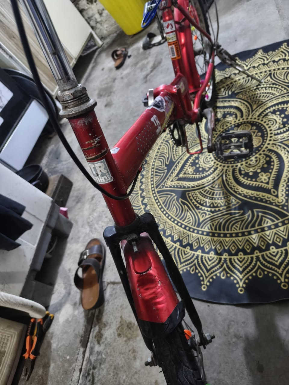 بايسكل للبيع حجم 21 ابو طبكه يسمونه نضافه 80/100 ياباني ويا القفل مابيه اي نقص كامل من ملعب من كلشي كامل سعر 50 ألف استفسار خاص


**إذا كنت صاحب هذا الإعلان وتريد حذفه لأي سبب، رجاءا أرسل رسالة إلى الدعم الفني**