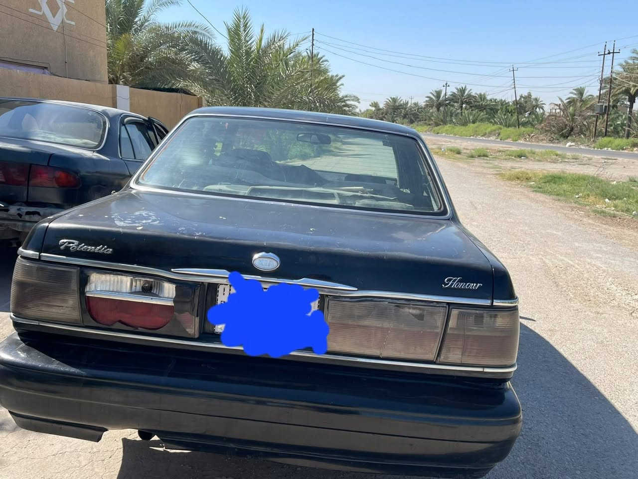 السلام عليكم
سياره بوتيشا بسمي الرقم انكليزي جديد 

سياره جاهزه الرقم اديالى 

السعر ٢٧ بيها مجال 
هذا رقمي ***********
