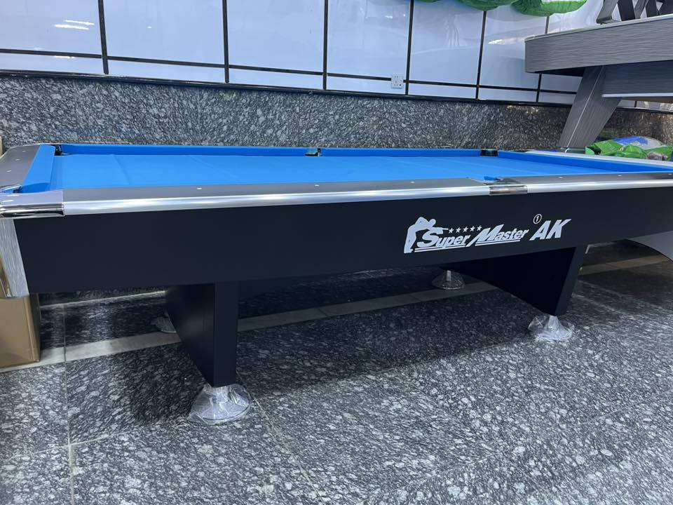 بيع وشراء ومراوس 
توفر جميع انواع البليارد المستخدم والجديد 
وبأنسب الاسعار 
بغداد حافظ القاضي الشارع الوسط تجهيزات الكاسبر 
*********** يتوفر واتساب 
ليس لدينا فرع اخر
