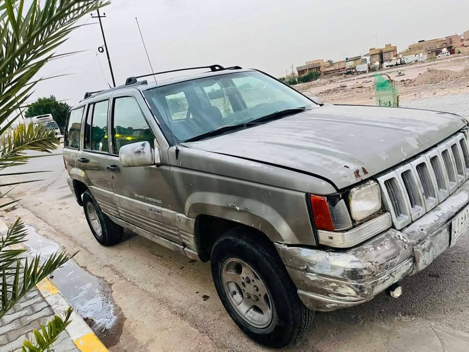 جيب شيروكي موديل 98 رقم الماني سنوية مساقطة مشروع وطني مكينة وكير vvt كهربائيات كلهن يشتغلن تخم تاير جديد مابيها لاضربة ولاصبغ بس بارد ب30$مكان الكوت
***********
