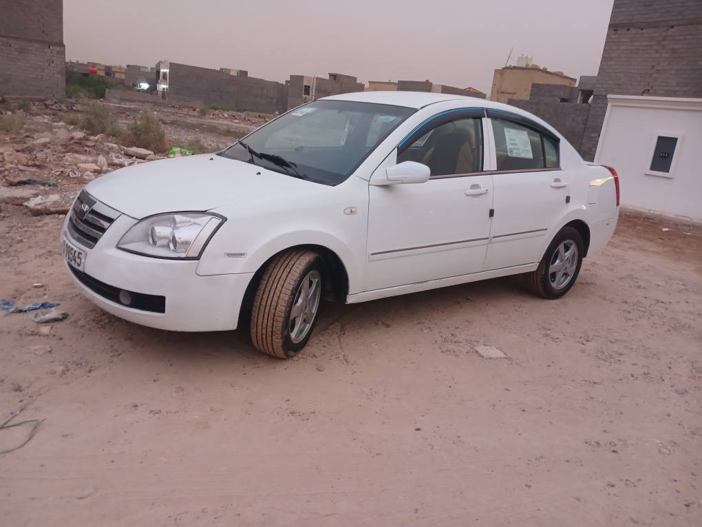 شيري A5  موديل ٢٠١١ مكينه  وكير جدد كير اوتماتيك تبريد شغال ثلج تخم تاير جديد باتري جديد صدر امامي خلفي جديد سياره شاشه كامره سياره بدون ضربه بيها صبغ فوك يده الباب الخلفي فقط اثر خياس السياره كل نقص مابيها رقم انكليزي جديد سنويه جديد نشروع وطني السعر ٤٣ العنوان بغداد الشرطه الخامسه *********** بغداد, العراق
