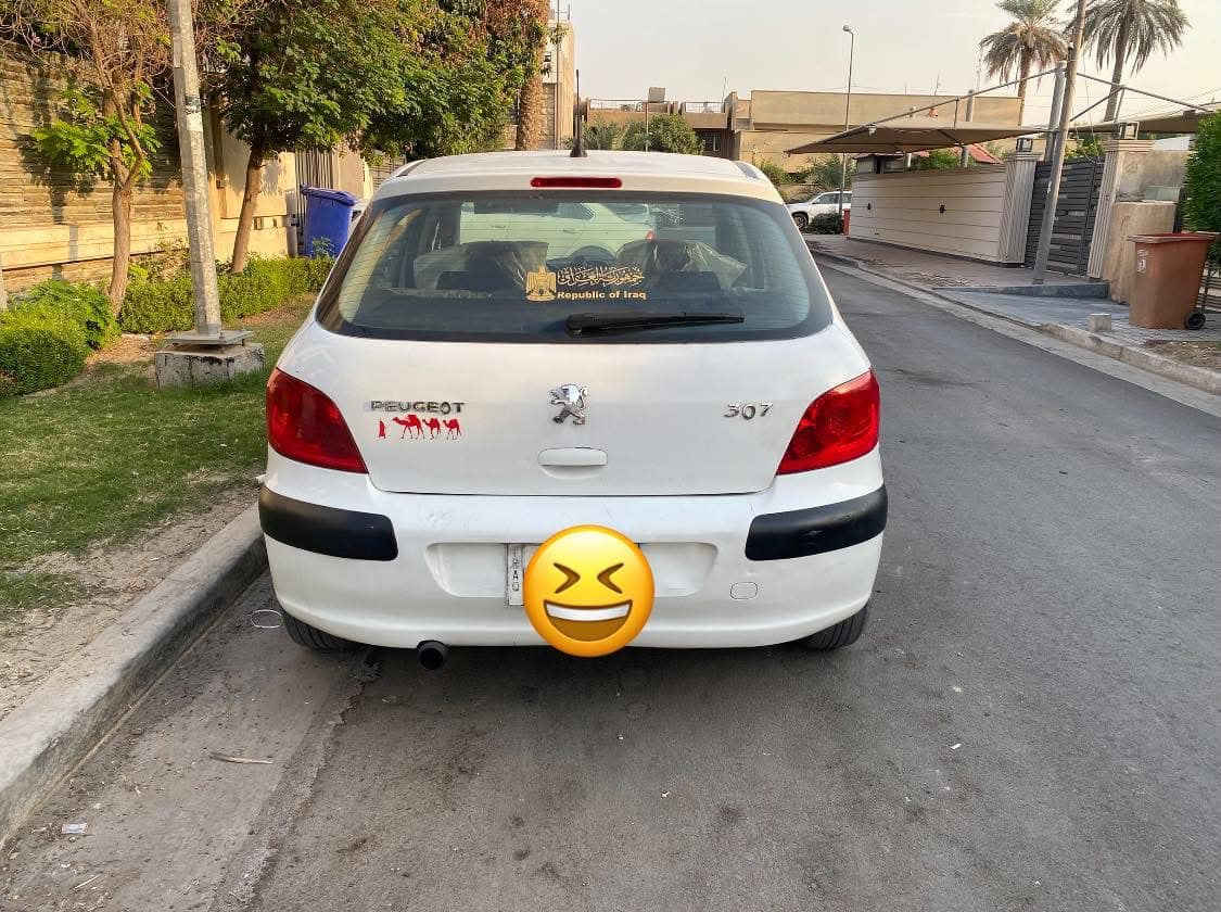 السلام عليكم بيجو 307لبيع موديل 2004 السعر53بيهامجال 
مكينه كير كفاله تبريد تدفه شغاله كهرباء بلادي بيها صبغ جاملغ ايمن مع نصف بوب بدون ضربه بغداد الدوره الهاتف ***********واتساب موجود بسبب الوعود الكاذبه اعيد النشر
