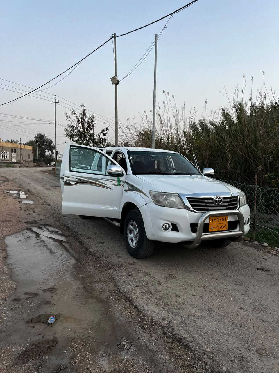 السلام عليكم 
بيكم تيوتا 4×4 موديل 2013 كاز 
سعودي دواخل ماروني 
مكينه وكير كفاله 
حداديه جديده بمعنه الكلمه 
السياره كفاله عامه من ضرر والصبغ والصوليات 
$$155قابله للتفاوض 
الإستفسار على هاذا الرقم ***********
***********
