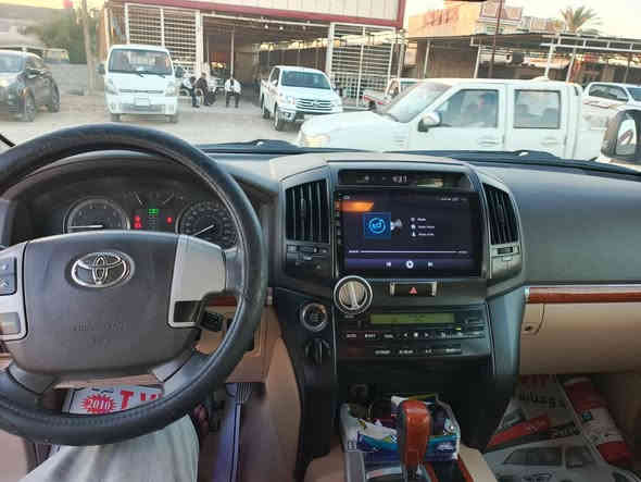 السلام عليكم للبيع فقط
لاند كروز بريم ام المطفايه 2014 سياره بسمي رقم بغداد انكليزي تحويل ثاني  قبل سبوع شادلها تخم تاير ياباني وادامه كامله المنظومه البانزين عبوه اصليه وفلتر وبلكات وبخاخات كله أصلي ياباني شركه وصدر امامي خلفي كله أصلي شديته شركه وادامه المنظومه ألمي من راديترات من مي اصلي شركه جامه اماميه وشديتلها شاشه وكامره  سياره جاهزه على أخررر حبايه الف مذب عليها ماشيه 170 الف بيها بارد بجاملغ لامامي على كد إصبعين فقط لاغير  السعر 410 الاستفسار اكثر اتصل ***********
