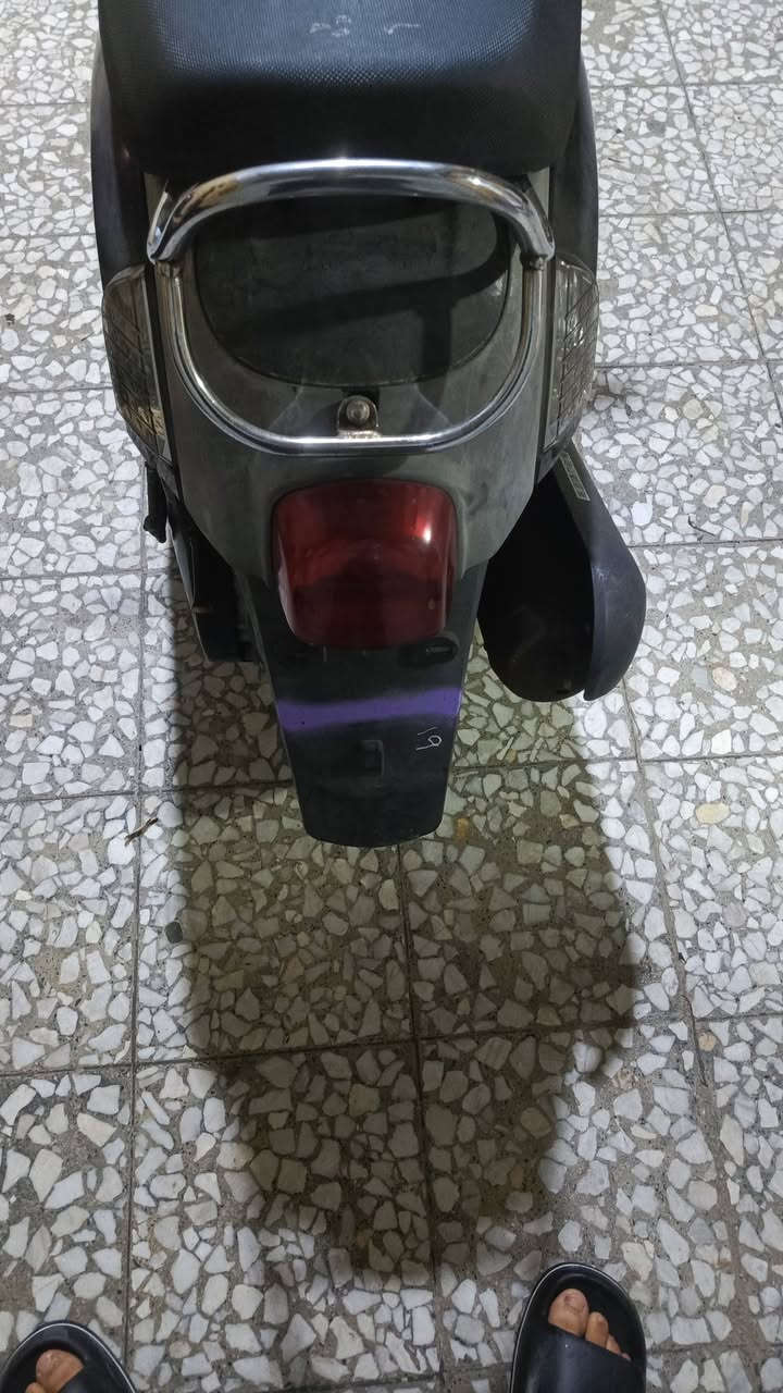 سلام عليكم دراجه للبيع ماكس بوليسي ختم واحد👍دراجه حاويه دراجه ما مفتوحة مكان دراجه نجف حي مكرمه الاستفسار على رقم. ***********
