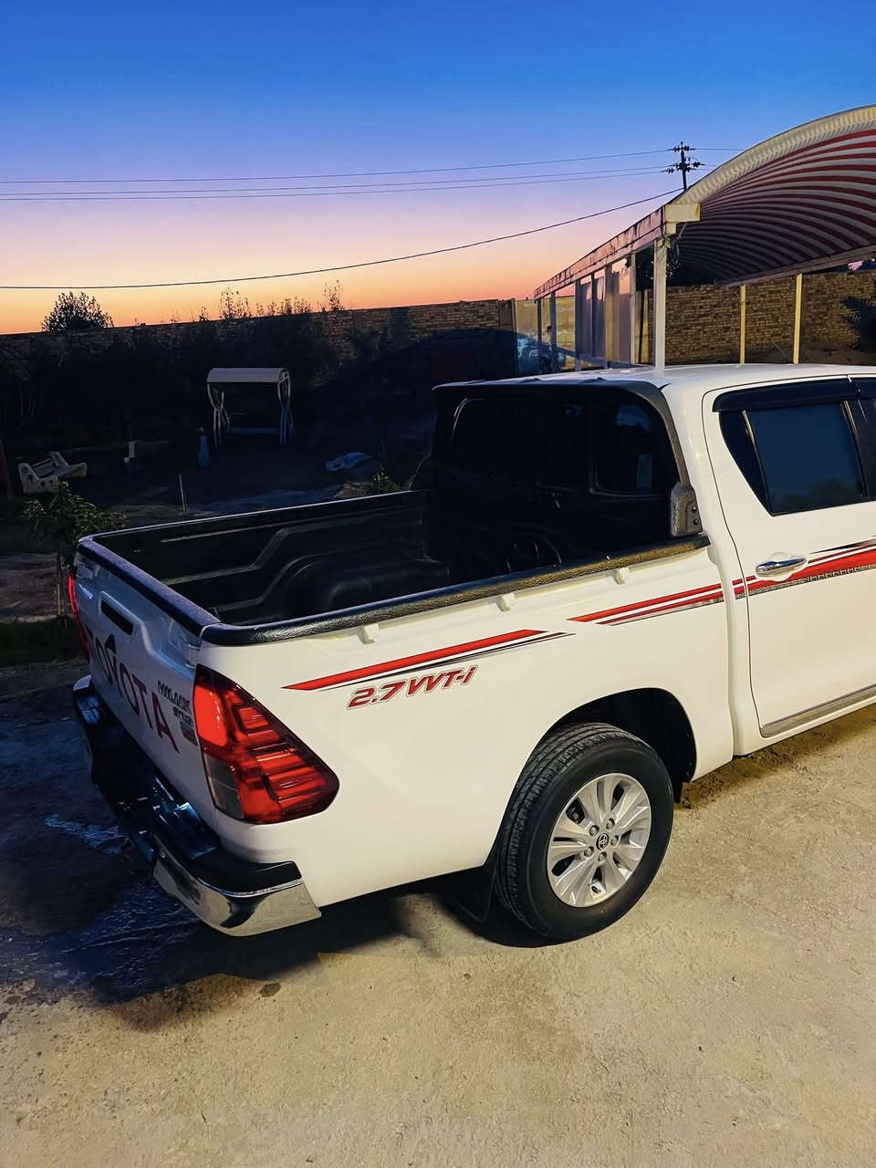 سلام عليكم
تويوتا 2024ساز 
رقم بغداد الدولي تحويل مباشر 
ماشيه 62الف 
فول موصفات بصمه تبريد كشنات
مكفوله كفاله عامه من بارد والصبغ والخدوش 
السعر 292 رقم تلفوني *********** العنوان الدوانية الحمزة الشرقي
