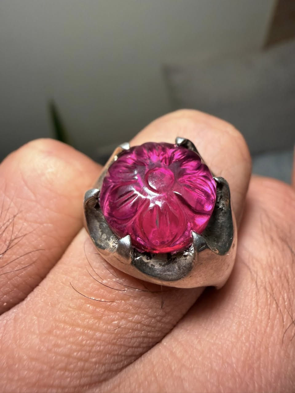 خاتم ياقوت  قطعة مختلفة چراخة عثمانية  فضة صياغة يدوية  ***********
