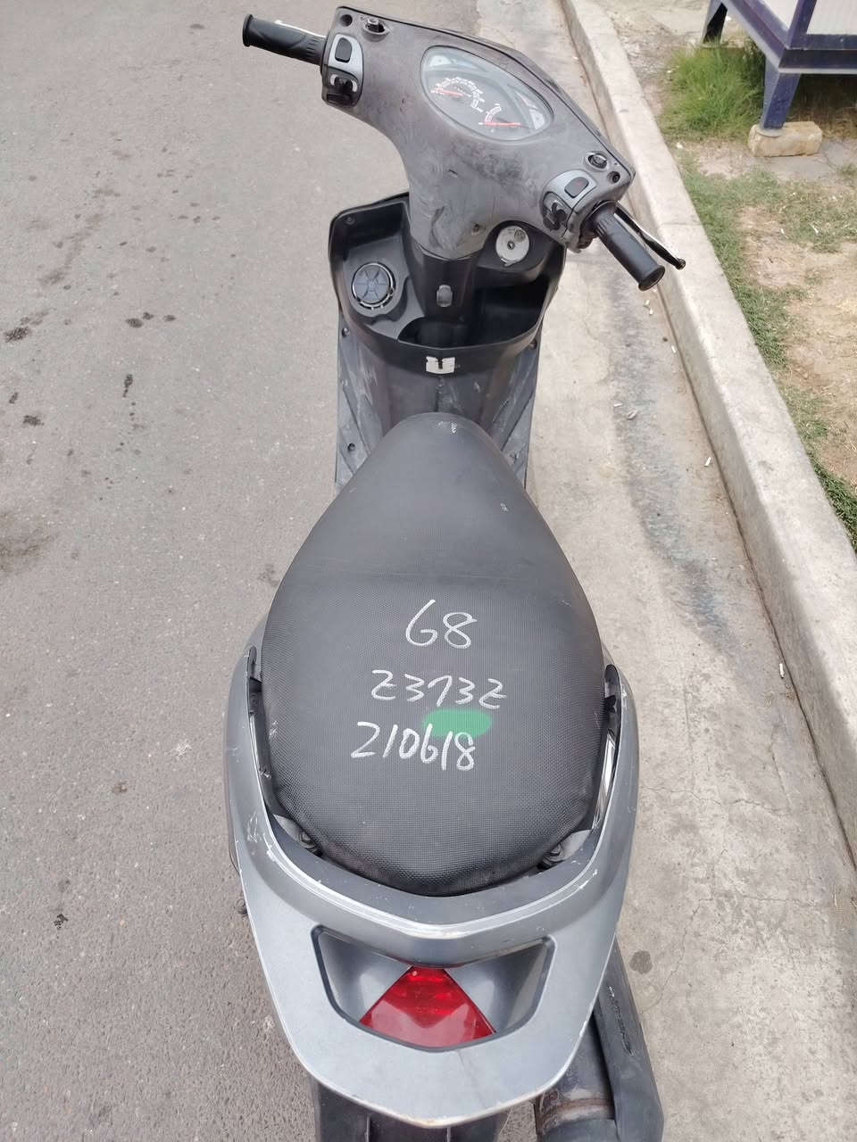 سلام عليكم شباب ماكس ثعلب كابريتر وكاله فقط بيهة الكفر الامامي مبدل و القايش نص عمر دراجة كلها ختم واحد خير من الله كهربائيات كلها شغالة مكينه خرسة متسمع صوتها كفرات بلادي كلجات بلاد كابريتر بلاد خير من الله دراجة حلوة نصبتهة حلوة تايرات جدد سعر 800 وبيها مجال مكاني بغداد مدينة الصدر شباب خاص ما اجاوب فقط اتصال ابو ال600 لتخابرني 👍🤍


**إذا كنت صاحب هذا الإعلان وتريد حذفه لأي سبب، رجاءا أرسل رسالة إلى الدعم الفني**