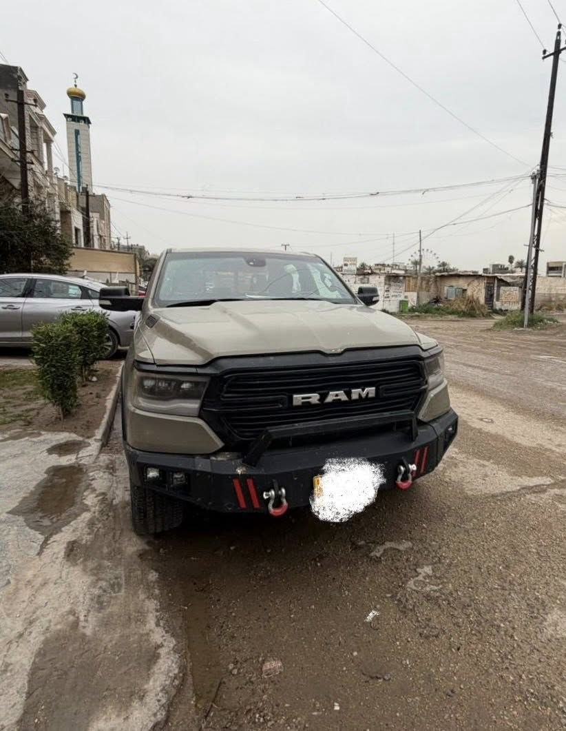 سلام عليكم موجود دوج رام للبيع موديل 2020.      رقم أربيل ضرر صفحه اليمنه والباب الخلفي صبغ للستفسار على سعر اتصال على رقم الهاتف
:***********
