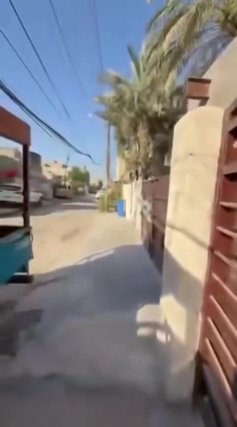 مشتمل للبيع حي الجهاد لالفين مساحته 80متر يحتوي على استقبال وغرفه وخدمات الواجهه اربعه والنزال 20 السعر  120لاستفسار لاتصال برقم ***********
